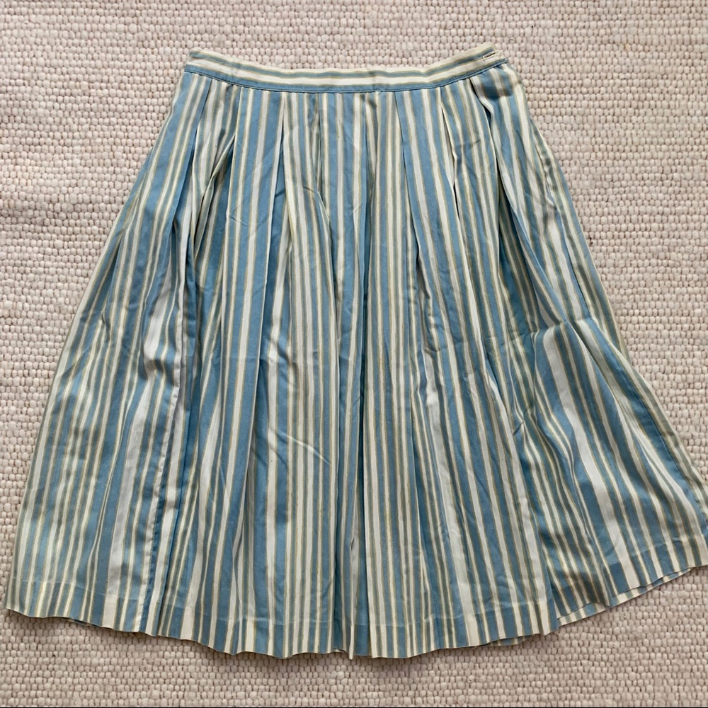 VINTAGE ‘50s circle skirt